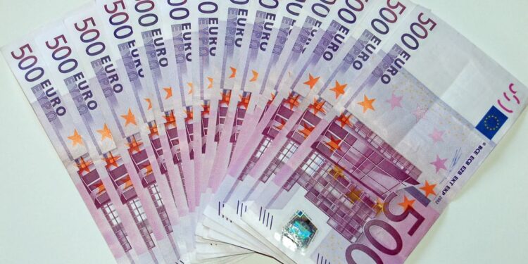Bulgaria, mai aproape de Euro!