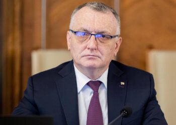 Soluția pentru învățământ, microcertificările la privat! Sorin Cîmpeanu: „Această lege a învăţământului superior prevede multe lucruri bine!”