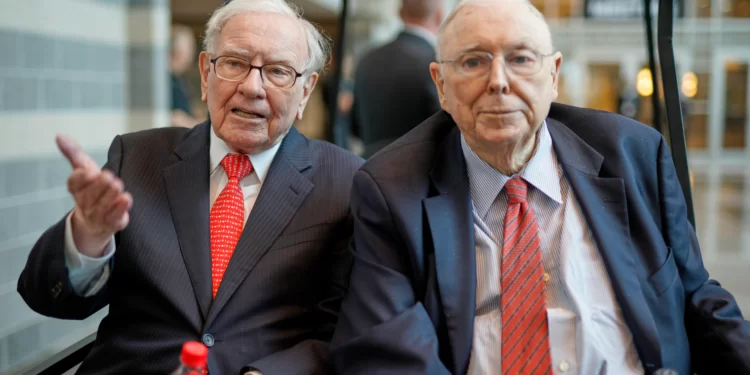 Mâna dreaptă a lui Warren Buffet, Charlie Munger, prognoză pesimistă pentru piața imobiliară!