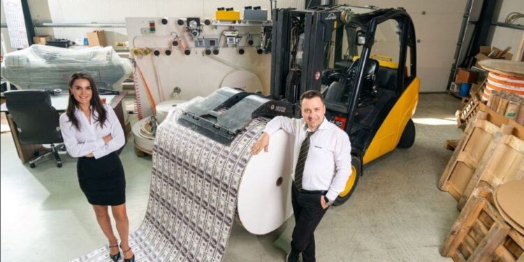 Exonia, companie ieșeană din industria ambalajelor, a anunțat implementarea ChatGPT-ului în cadrul departamentului de design!