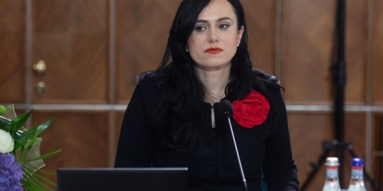 Ministrul Muncii, Simona Bucura Oprescu, despre azilele groazei: „Am tăiat în carne vie şi vom continua!”