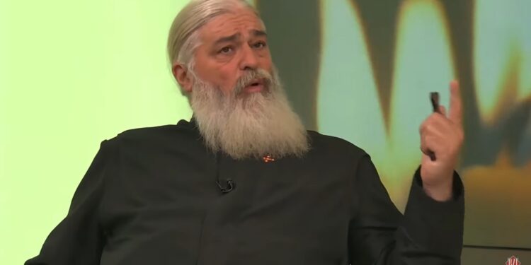 Părintele Calistrat: „10% din ce câștigi la nuntă trebuie să dai Bisericii. L-ați luat pe Dumnezeu de prost?!”