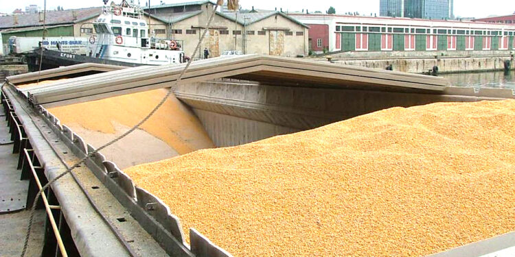 România a cerut Comisiei Europene să prelungească restricțiile pentru importurile de cereale din Ucraina, dar şi o subvenţie de 30 de euro/tonă la exportul de cereale