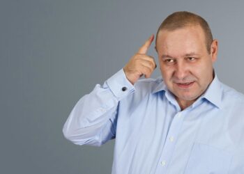 Liberalul Daniel Fenechiu consideră că Guvernul Ciolacu ar putea ajunge la mâna FMI! „Situația nu este deloc plăcută”