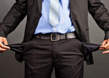 Cea mai dură OUG din istoria României! Lista detaliată a creșterilor de taxe și impozite