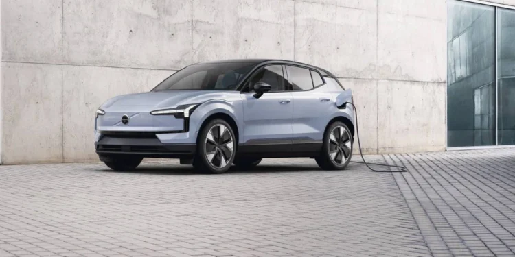 Volvo nu va mai produce mașini diesel din 2024! Modelul de mașină în care își pun speranțe suedezii