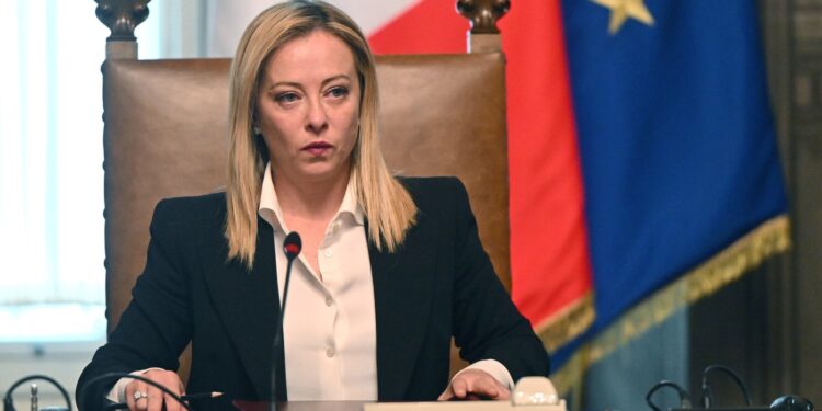 Giorgia Meloni, măsuri disperate pentru a face rost de bani!