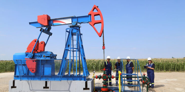 Preţurile petrolului, dolarul şi aurul în creștere după ciocnirile dintre Israel și gruparea Hamas!