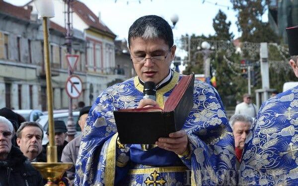 Ministrul și așa-zisul preot Marcel Boloș s-a opus cu îndârjire măririlor de pensii!