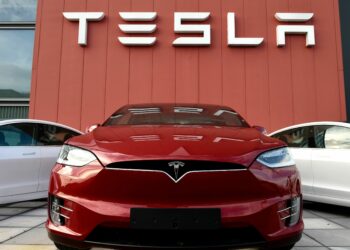 Tesla, în pericol! Sindicaliștii nu mai vor să lucreze pentru Elon Musk