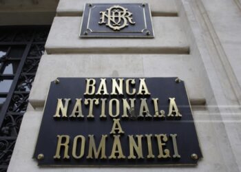 Rezervele valutare la BNR au crescut în noiembrie cu 700 de milioane euro, la 58,89 miliarde euro
