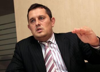 Gheorghe Piperea denunță implicarea STS în economie: ‘Este e-fucktură. E spionaj permanent și pe față. Toți urmează a fi vânați’