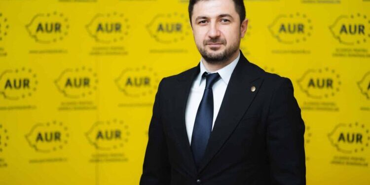 Adrian Axinia (AUR): Locuințele de protocol trebuie să înceteze să mai fie vile de lux pentru politicienii eșuați ai acestei țări