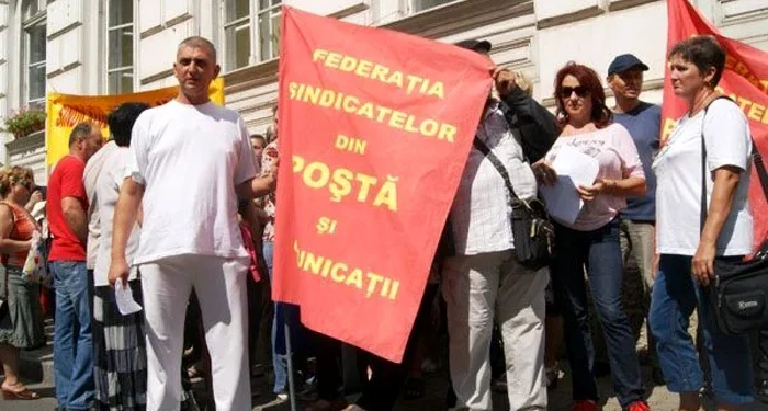 Poştaşii din întreaga țara au intrat în grevă de avertisment!