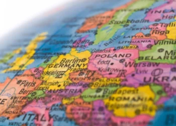 Costurile cu mâna de lucru în UE au crescut cu 5,3% în 2023.