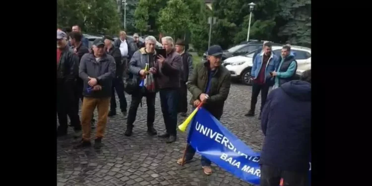 Legea pensiilor scoate oamenii în stradă. Sute de mineri protestează și spun că sunt discriminați