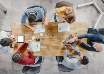 Cum să îți crești brandul online cu ajutorul unei agenții de digital