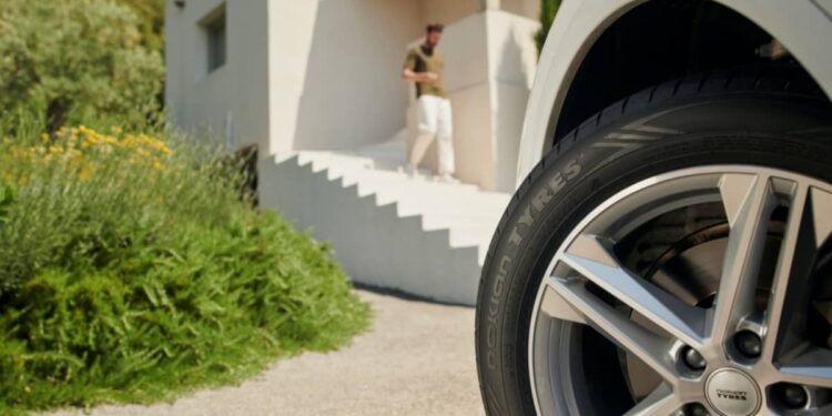 Patru lucruri pe care să le știți atunci când alegeți anvelopele