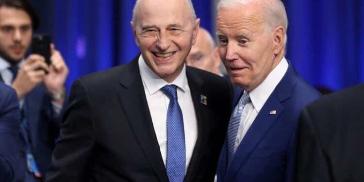 Geonă, pe urmele lui Biden la primul interviu: Mă întorc la ceea ce spunea Regele Mihai în 2011 când a făcut 90 de ani, Dumnezeu să-i dea sănătate