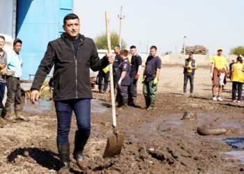 Desfășurare impresionantă de forțe din partea partidului AUR – Zeci de case vor fi construite, iar alte sute vor fi reparate
