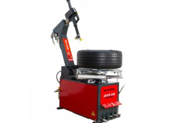 Cum aparatele dejantat anvelope adaptează atelierele auto la noile tendințe de pe piață