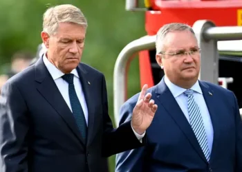 Cum și-a pus Klaus Iohannis oamenii pe funcții publice bine remunerate. Unul dintre ei va primi o leafă lunară de 70.020 de lei