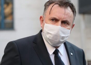 Senatorul Sorin Lavric (AUR), despre anchetarea fostului ministru al Sănătății, Nelu Tătaru: Dacă tot au deschis cutia Pandorei, poate procurorii DNA își vor îndrepta atenția și spre achizițiile făcute în pandemie
