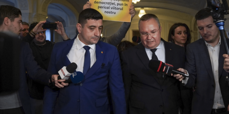 George Simion (AUR): PNL a pregătit o morișcă pentru a-l duce pe Ciucă în turul 2
