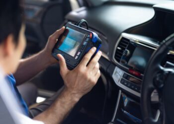 Diagnoză Land Rover: Când se efectuează și ce avantaje îți oferă?