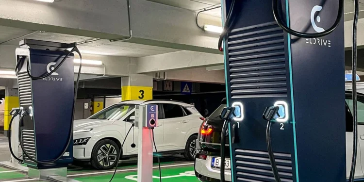 Vânzările globale de vehicule electrice pe baterii au crescut cu 14% anul trecut