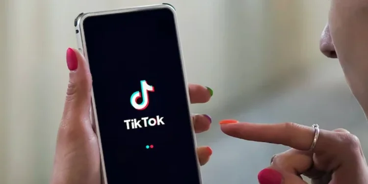 TikTok interzis în SUA. China cere Statelor Unite să asculte „vocea raţiunii”