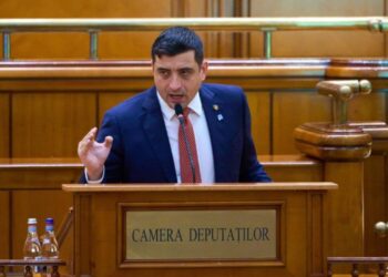 George Simion: Din peste 4.000 de amendamente la legea bugetului a trecut numai unul singur depus din partea AUR, cel pentru Spitalul Fundeni, pentru bolnavii de la secția de Oncologie, 7 milioane de euro