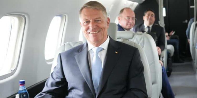 Cel mai iubit președinte al României, Klaus Iohannis, deplasări de 5,7 milioane de euro în 2024