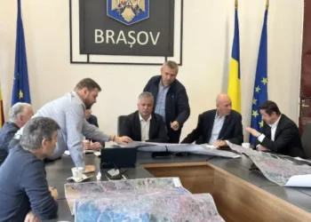 Au loc discuţii tehnice pentru modificarea traseului autostrăzii A13 Braşov – Bacău