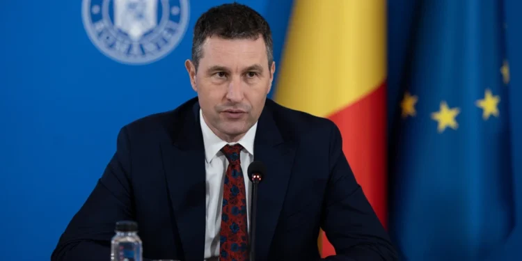 Câți bani va aduce României taxa pe stâlp