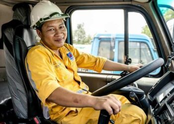 Ciolacu a decis: Veți avea în Taxi și Uber și Bolt inclusiv șoferi din Nepal, Sri Lanka, Vietnam, Filipine