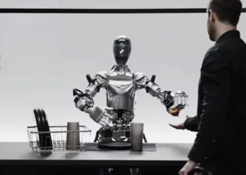 Investitorii din Silicon Valley, derutați de un startup american producător de roboți umanoizi, cotat mai bine ca Ford