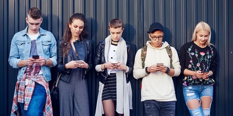Șomajul a urcat uşor la 5,6%, în februarie. Nivel ridicat al șomerilor tineri, 26,3%