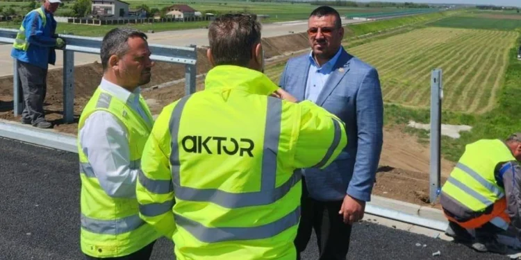 Luni se deschide pasajul peste A0 din Țegheș, de pe Autostrada București