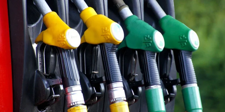 Cât costă benzina și motorina? S-a scumpit din nou!