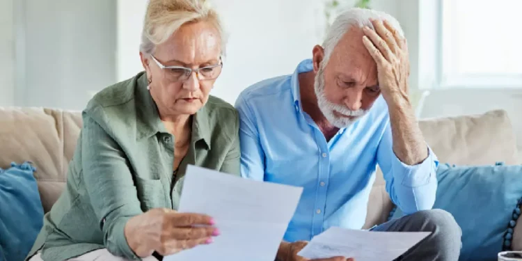 Ce taxe la sănătate vor plăti pensionarii care au peste 2500 de lei lunar?