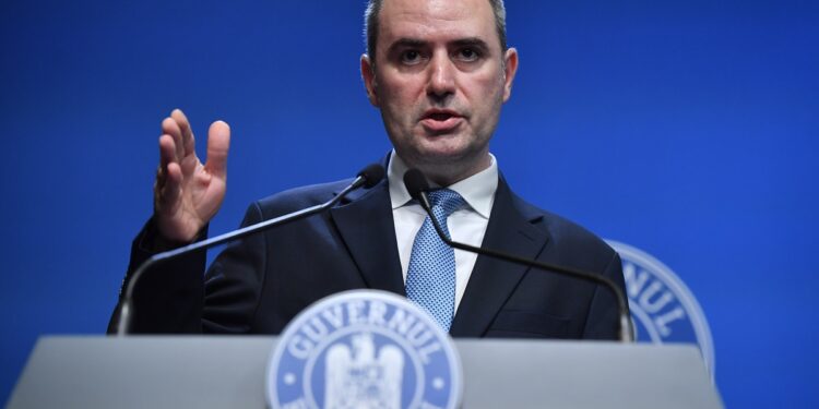 Ministrul Finanțelor, Alexandru Nazare: ‘Românii să zică mersi că nu am crescut TVA-ul la 24%!’