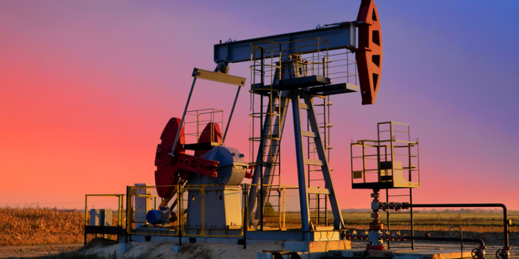 Creștere puternică a petrolului și scăderi pe bursele asiatice: efectele tensiunilor globale