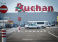 Auchan face o mutare strategică în România: intră într-un startup românesc de inteligență artificială