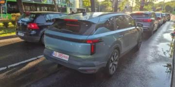 Noul model Dacia stârnește discuții înainte de lansare: Striker, văzută în teste în România