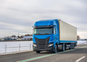Transportul agabaritic: provocări, autorizații și cum eviți blocajele